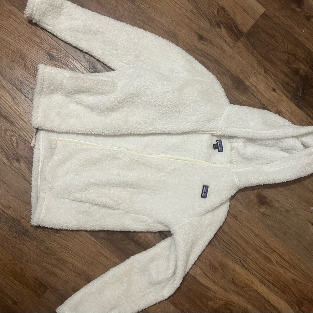 Patagonia Cream Fleece Jacket